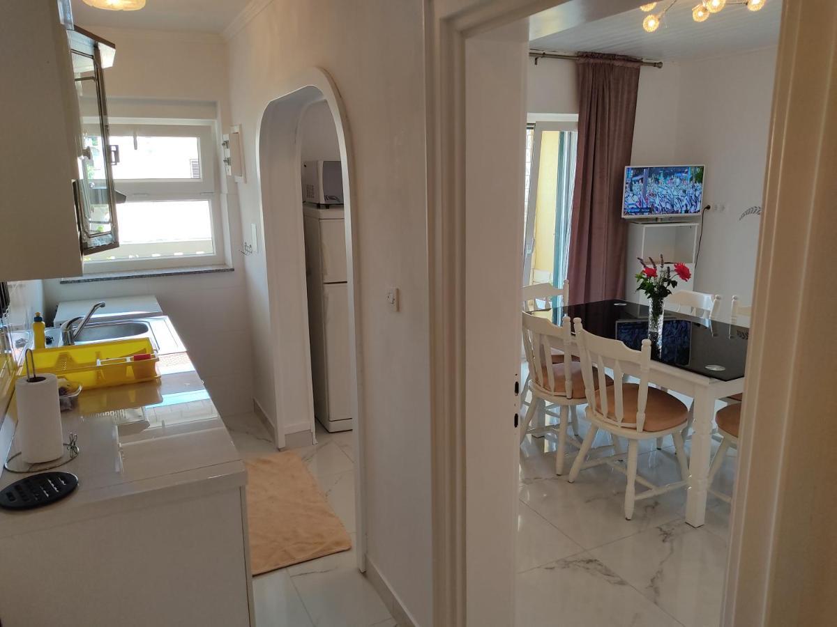 Apartments Milka Vodice Ngoại thất bức ảnh