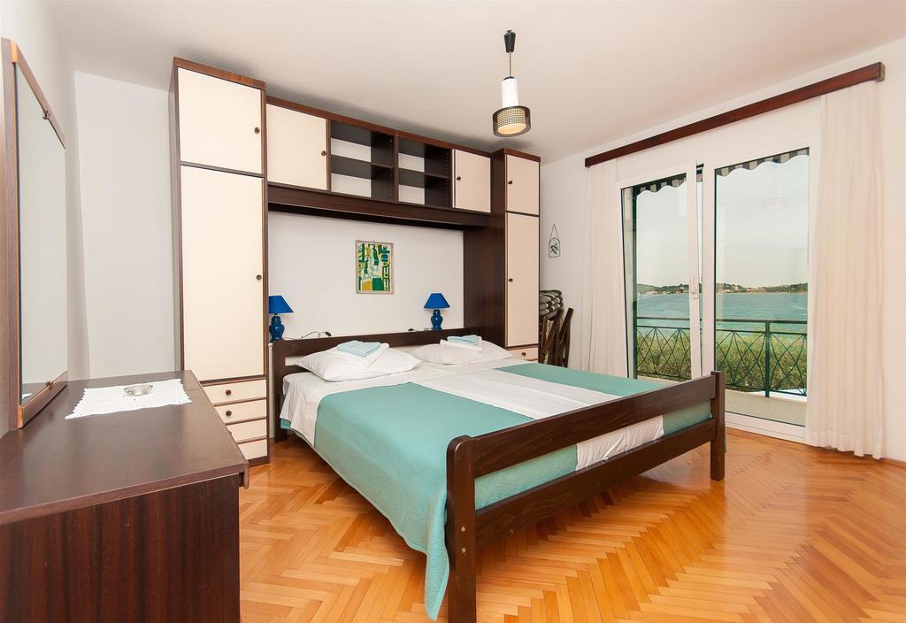 Apartments Milka Vodice Ngoại thất bức ảnh