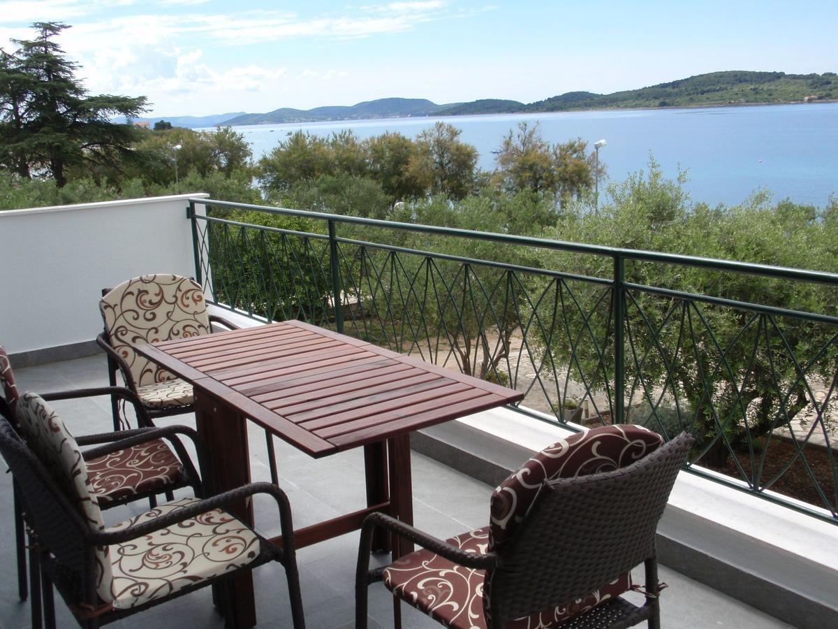 Apartments Milka Vodice Ngoại thất bức ảnh